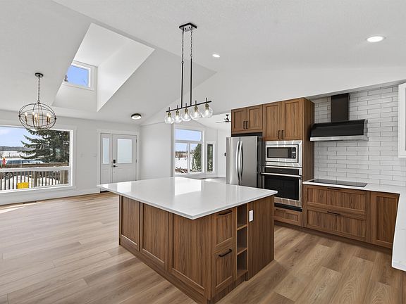 5th image of 61426 Range Road 455