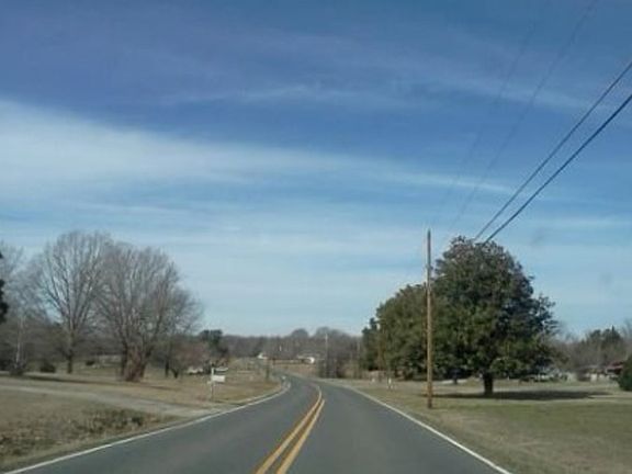 Exterior Neighborhood (street photo)