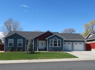 3128 Hammer St, Klamath Falls, OR 97603