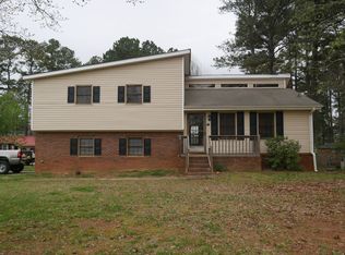 113 Shannon Dr, Carrollton, GA 30117
