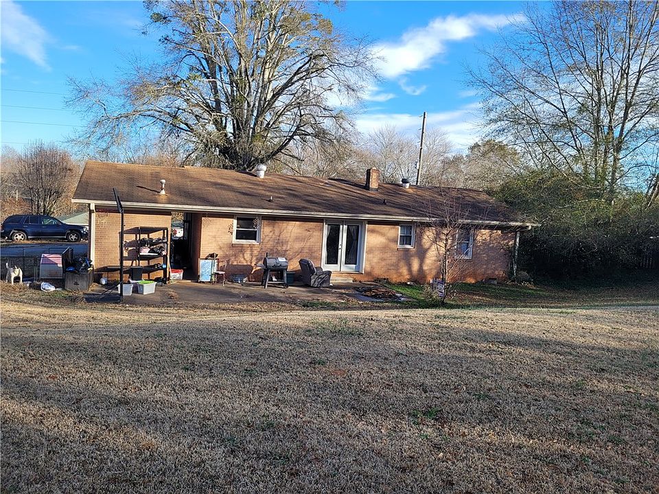 2nd image of 5017 Corinth Dr