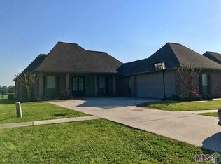 12436 Winter Ridge Dr, Walker, LA 70785
