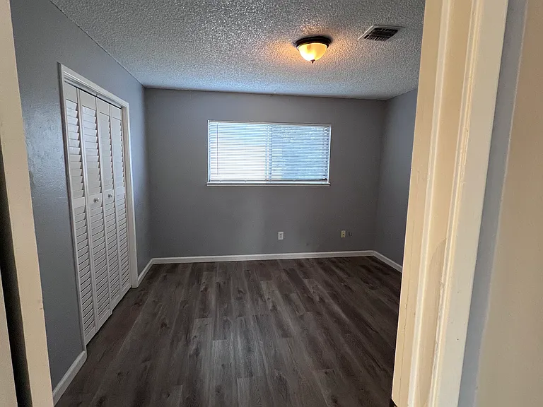 1313 Ensenada Dr #4 — Photo 11