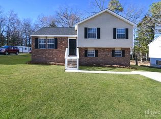 6 Sweet Thorne Cir, Irmo, SC 29063