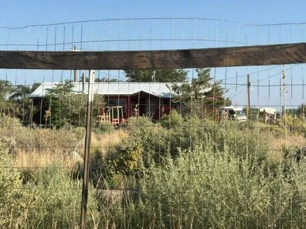 1206 2nd St, Carrizozo, NM 88301