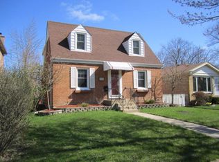 7636 W Kedzie St, Niles, IL 60714