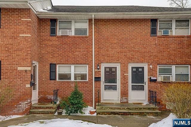 1st image of 295 Tenafly Rd APT I