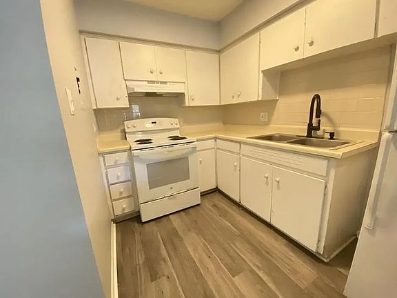 4th image of 5275 W 1st Ave APT 112