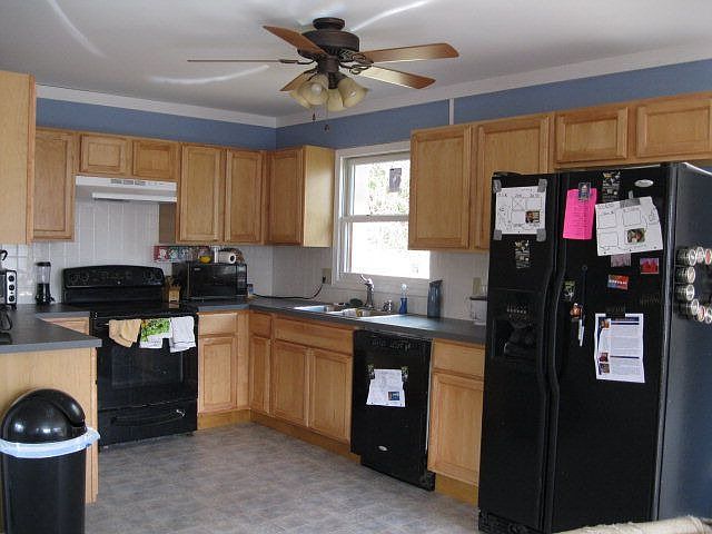 2nd image of 122 Williams Ridge Rd