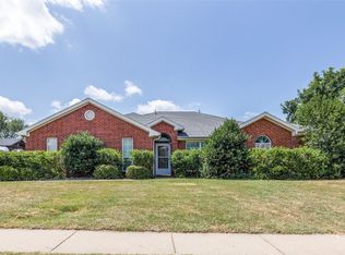 1560 Vista Ridge Dr, Midlothian, TX 76065