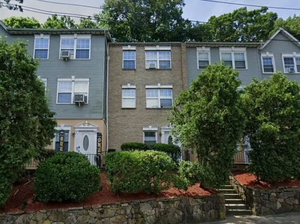 325 McLean Avenue #13, Yonkers, NY 10705