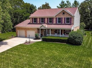 7980 Stonebarn Dr, West Chester, OH 45069