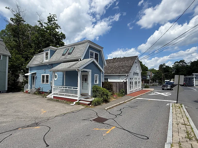 90 Belknap St — Photo 25