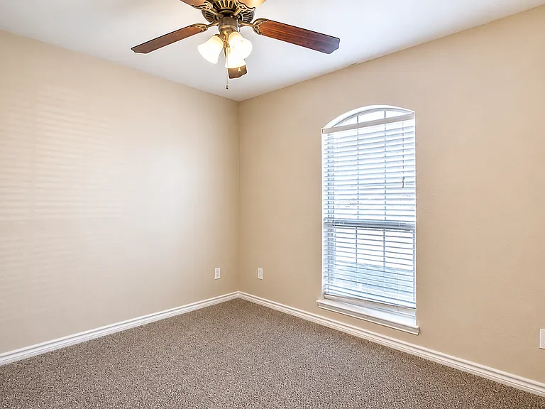 3710 Dewitt County Ct — Photo 14