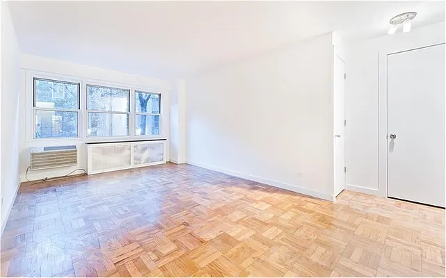 Rented by Bold New York | media 3