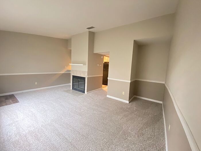 1st image of 6001 Country Ln APT 123