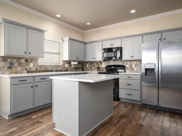 1047 Springfield Dr, Chelsea, AL 35043