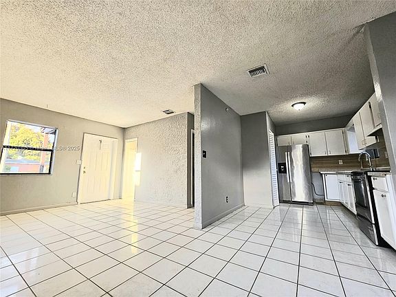 5th image of 1608 NW 11th Pl