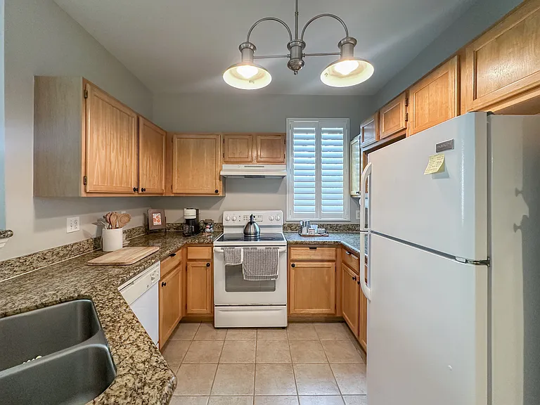5006 Mangrove Aly #10-101 — Photo 12