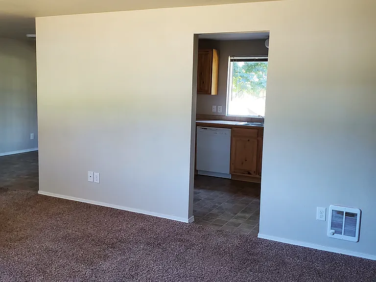 515 E McFarland Ave #A — Photo 10