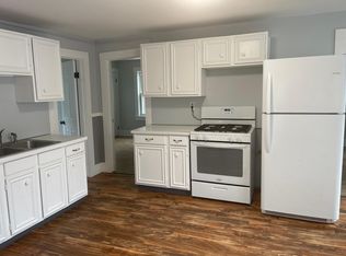 31 William St FLOOR 2, Westfield, MA 01085