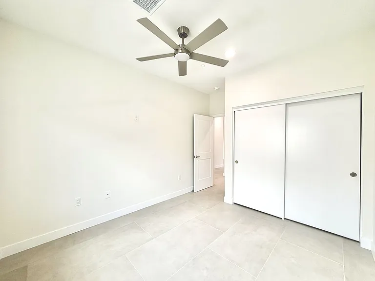 30125-30127 Avenida Juarez #30125 — Photo 16