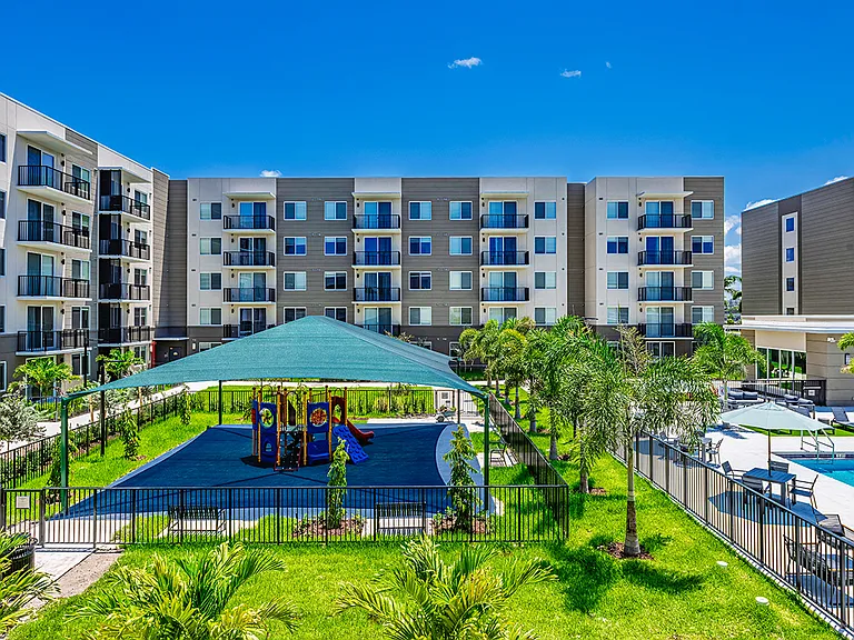 Resia Golden Glades — Photo 22