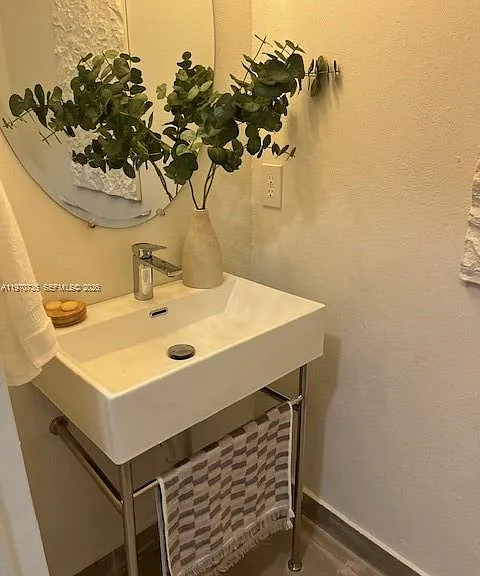 2526 Pierce St #12 — Photo 10
