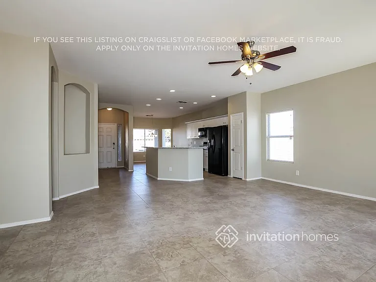 12371 W Sherman St — Photo 4