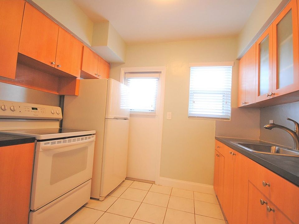 1st image of 7625 Carlyle Ave #Two