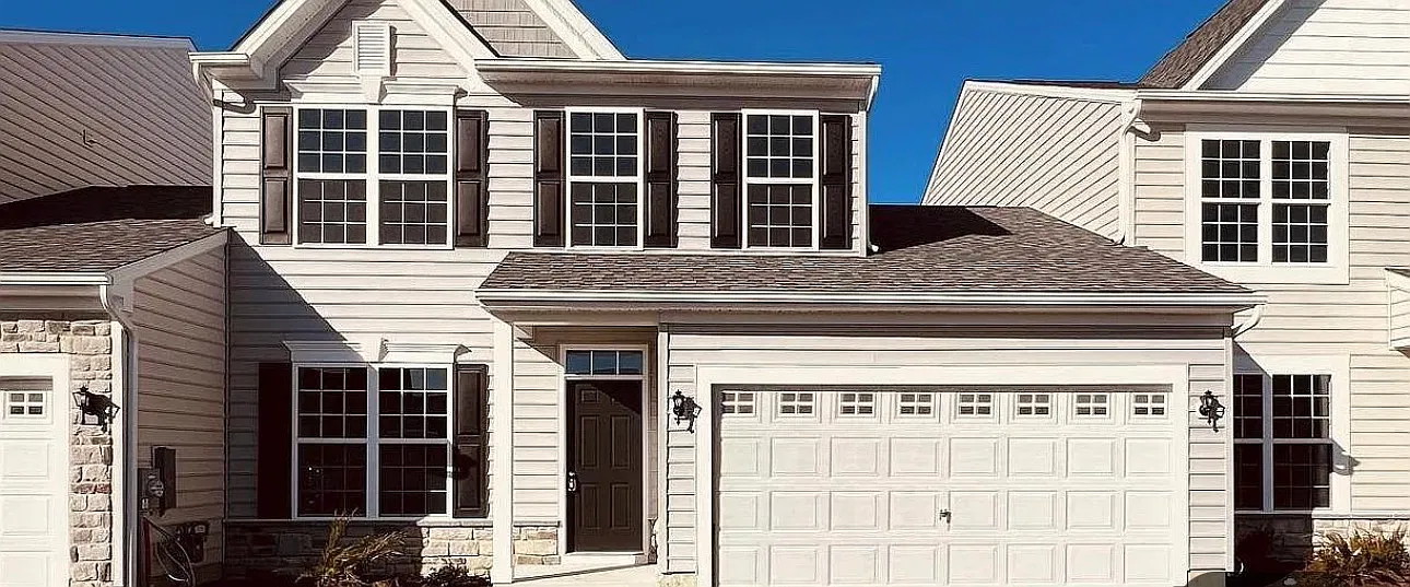 3 bed, 2.5 bath, 2100 sqft, $3,500 — Photo 1