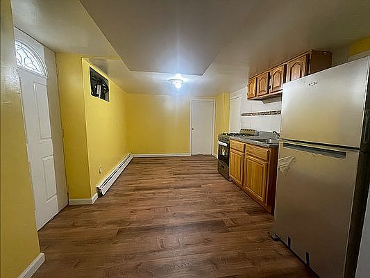 2nd image of 2527 Ericsson St