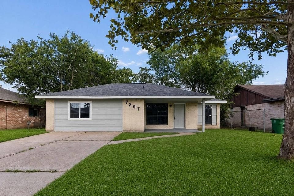 1st image of 7207 Pinehook Ln