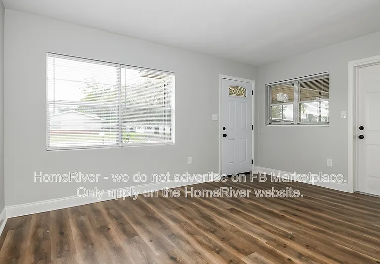 4901 Hernandes Dr — Photo 5