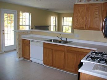 3rd image of 3561 Coveside Ct