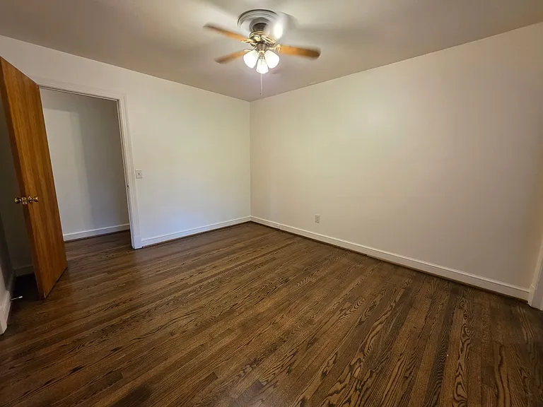 318 Jasper Ln — Photo 14