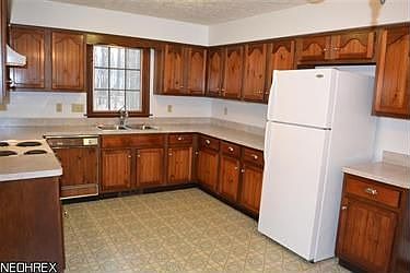 5th image of 107 Countryside Dr