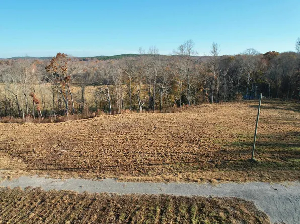 Dalton Cv Lot 8, Savannah, TN 38372