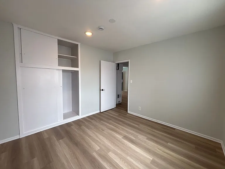 7044 Lanewood Ave — Photo 41