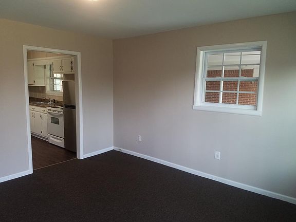 5th image of 4006 Foster Ave SW #C