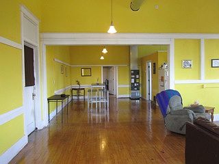 3rd image of 501 E Bluff St