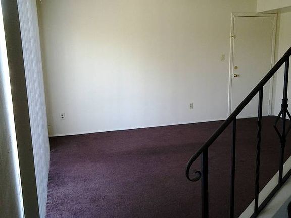 3rd image of 5200 E 88th St APT 202