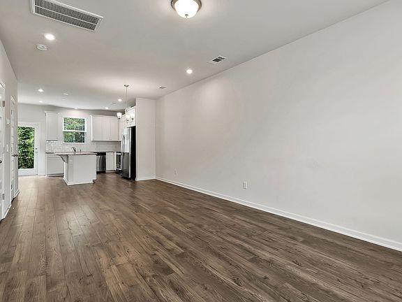 5th image of 1219 Hope Village Way