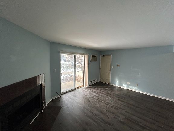 5th image of 524 E Spruce Dr APT 1B