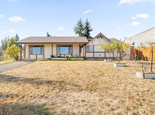 934 W 13th St, Port Angeles, WA