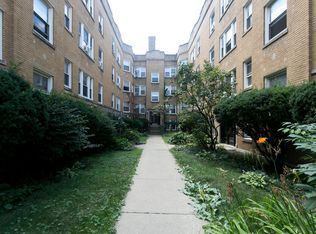 2561 W Montrose Ave APT 1W, Chicago, IL 60618