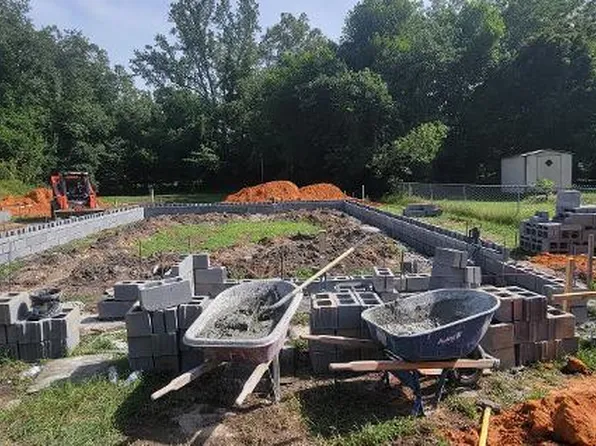 28 Pine St, Sumter, SC 29150