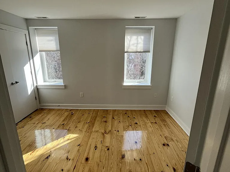 2127 Christian St #3 — Photo 13