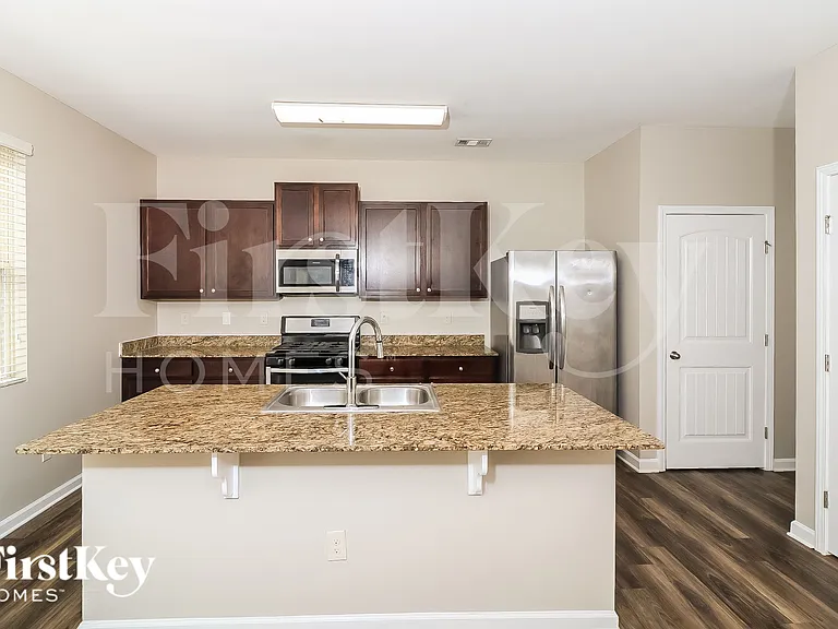 31 Wesleyan Way — Photo 8