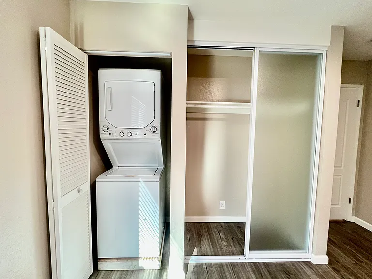 510 Castro St #A — Photo 2